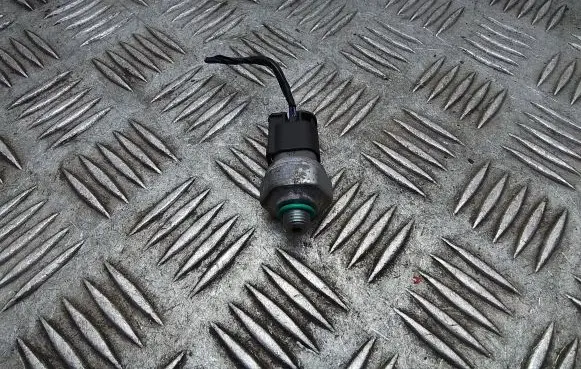 Air conditioning (A/C) pressure sensor