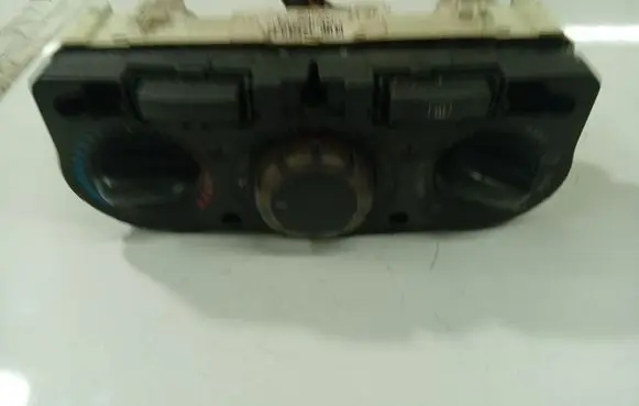 Opel Corsa D Climate control unit 16774010