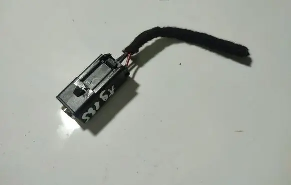 Ford C-MAX II USB socket connector 7M5T19A164AA