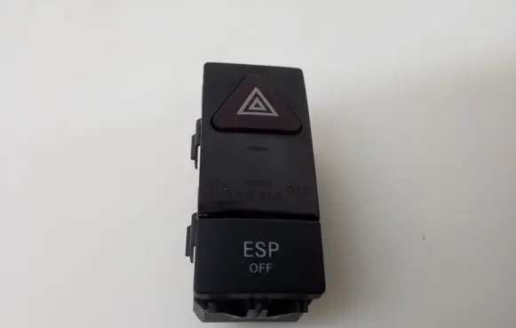Mercedes-Benz GLK (X204) Hazard light switch A2048706858