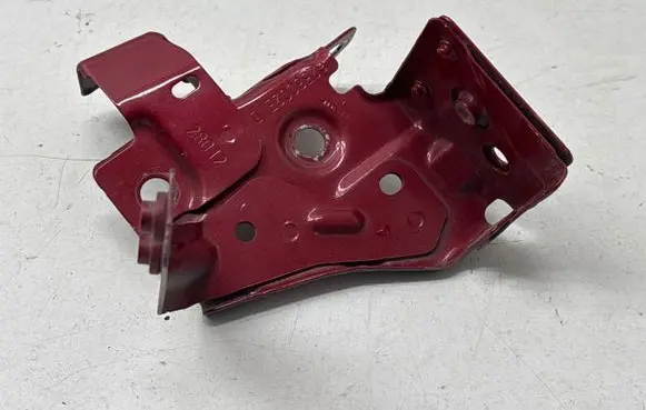 Renault Megane III Fender mounting bracket 6256002E