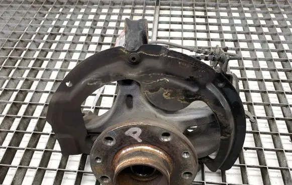 Renault Megane IV Front wheel hub spindle knuckle 