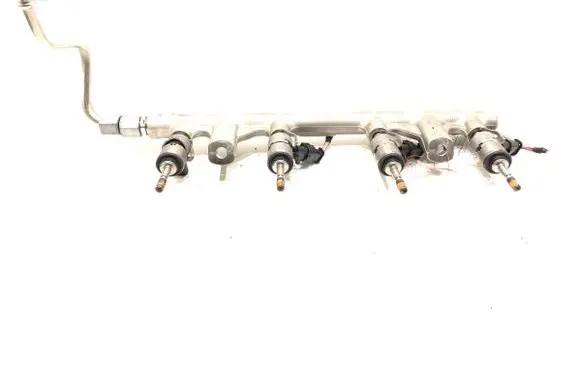 Skoda Superb B9 Fuel main line pipe
