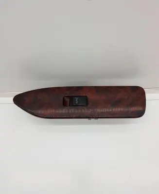 Toyota Land Cruiser (J100) Front door window switch trim 60040 84810