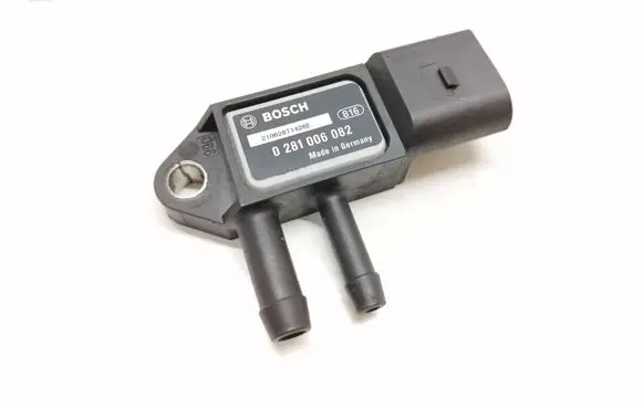 Audi Q3 8U Exhaust gas pressure sensor 210628T1426E 0281006082