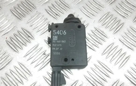 Opel Vectra B Central locking motor 90460062