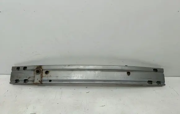 Nissan Qashqai Front bumper cross member 21456480
