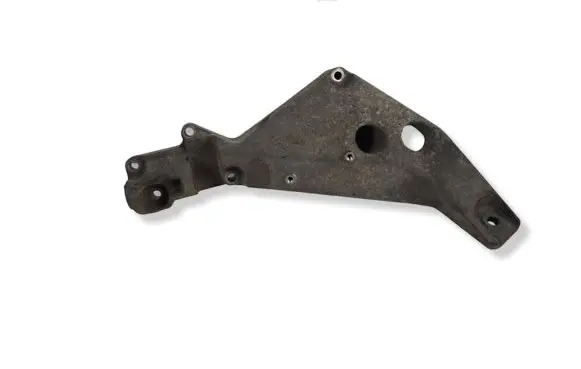 BMW X3 E83 Engine mounting bracket 138074
