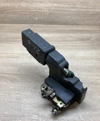 Volvo S80 Front door lock Leftside