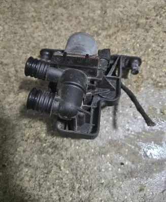 BMW 5 E39 Electric auxiliary coolant/water pump 64114111038 1147412154