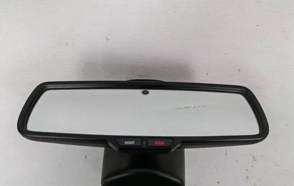 Dodge Challenger Rear view mirror (interior) 