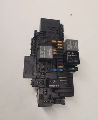 Mercedes-Benz GLC X253 C253 Fuse module A2229063202