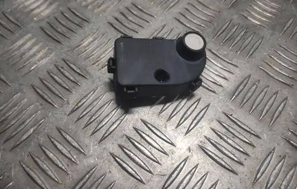 Renault Laguna II Air flap motor/actuator 52485219