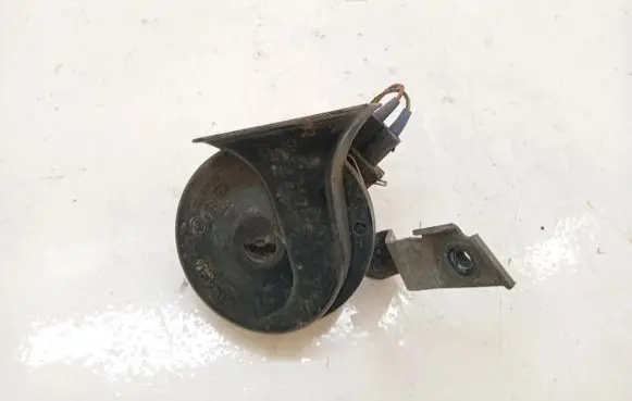 Volkswagen Golf IV Horn signal 009218