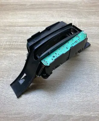 Volkswagen PASSAT B5.5 Gear shifter/selector 45851 3B0972732