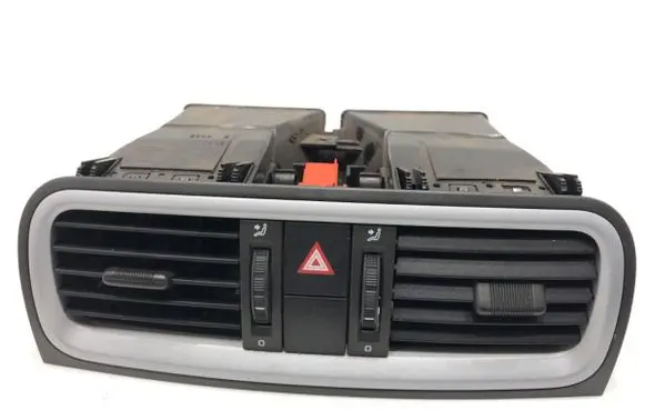 Skoda Fabia Mk1 (6Y) Dashboard side air vent grill/cover trim 5J0820951
