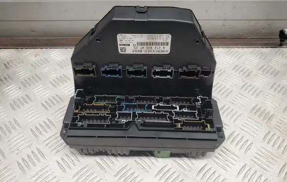 Mercedes-Benz CLS C218 X218 Fuse box set A2129004125