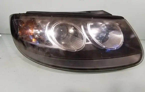 Hyundai Santa Fe Headlight/headlamp