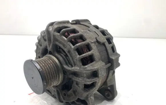 Nissan Qashqai Generator/alternator 231004BE0BF