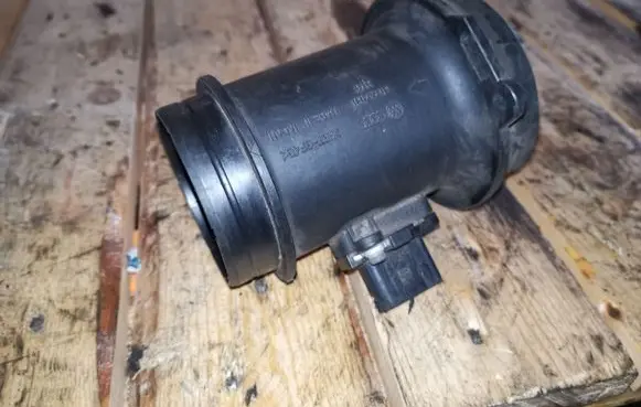 Audi A6 S6 C6 4F Mass air flow meter 059906461K