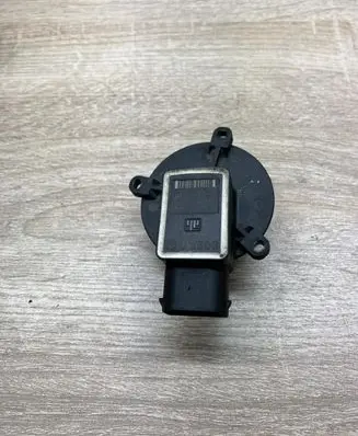 Mercedes-Benz E W211 Brake pedal sensor switch 0204221045