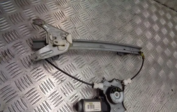 Nissan Primera Front door electric window regulator 