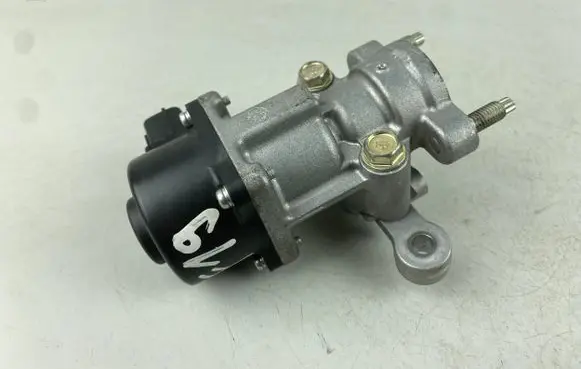 Subaru Forester SK EGR valve AA830