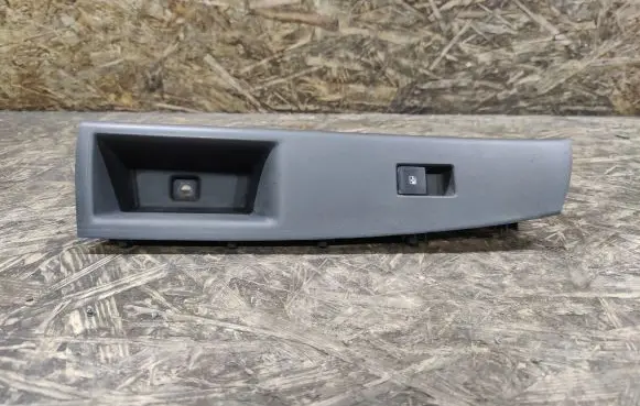 Chevrolet Cruze Electric window control switch 13305370 96979650