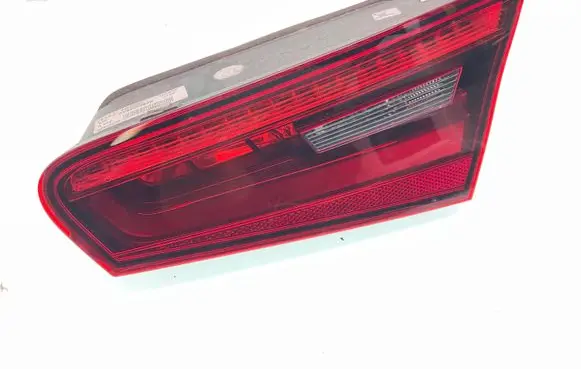 Audi A3 S3 8V Tailgate rear/tail lights 8V3945094B