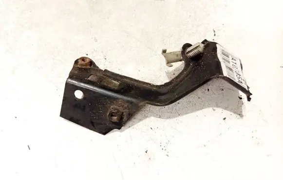 Volkswagen PASSAT B5 Fender mounting bracket 3b0821238 uesd