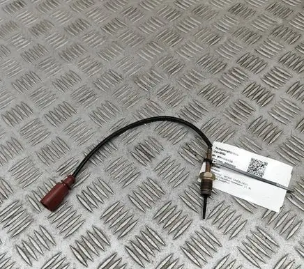 Skoda Karoq Oil temperature sensor 05L906088F