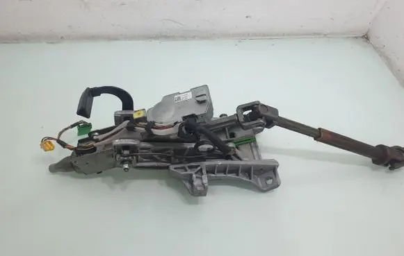 Volvo V50 Steering wheel axle P31202262 P312805550