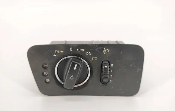 Mercedes-Benz CLS C219 Light switch A2195450304 04059110