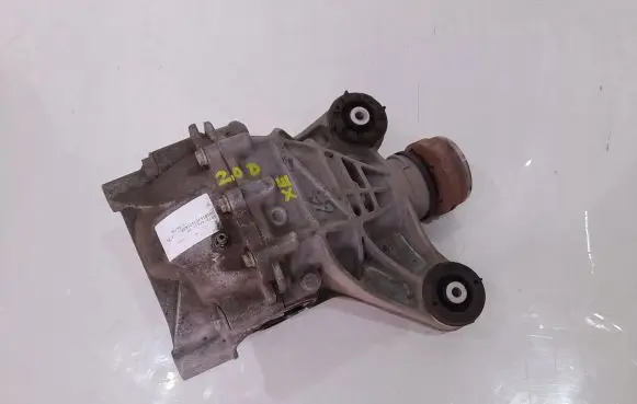 Jaguar XE Rear differential GX734A213FD