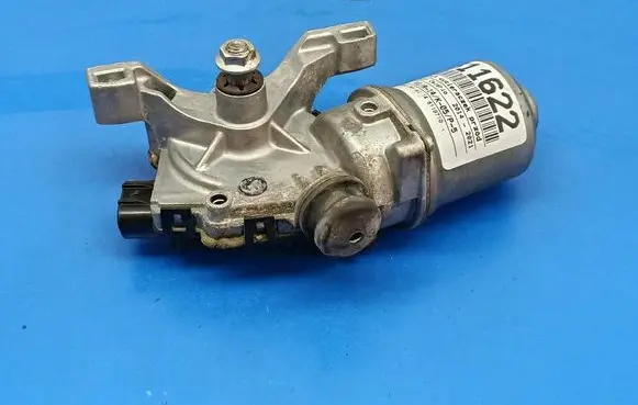 Suzuki Celerio Front wiper linkage and motor 3811084M00