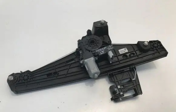 Opel Mokka B Rear door window regulator with motor 9843774280