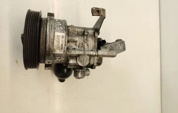 BMW 5 E60 E61 Power steering pump 6761414023 1414023