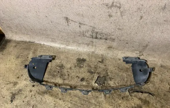 Mercedes-Benz E W213 Intercooler air guide/duct channel A2138850703