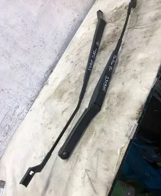 Volkswagen Touran III Front wiper blade arm 5tb955410b