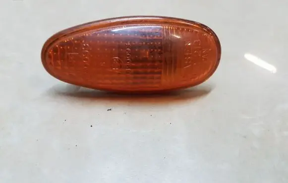 Mitsubishi Pajero Sport I Front fender indicator light