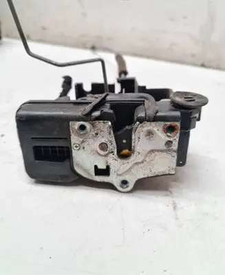 Opel Antara Rear door lock 