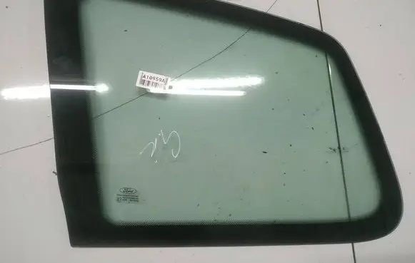 Ford Focus C-MAX Rear side window as2