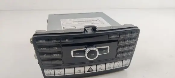 Mercedes-Benz SLK R172 Radio/CD/DVD/GPS head unit A1729004311