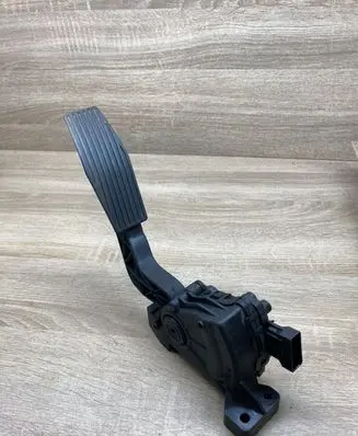 Opel Vectra C Accelerator throttle pedal 9186724 6PV008322