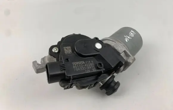 Toyota RAV 4 (XA50) Wiper motor 8511042280