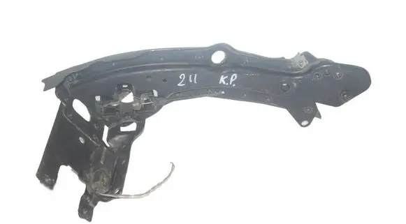 Mercedes-Benz E W211 Headlight/headlamp mounting bracket A0028202726 25571203A4 002820272650040371