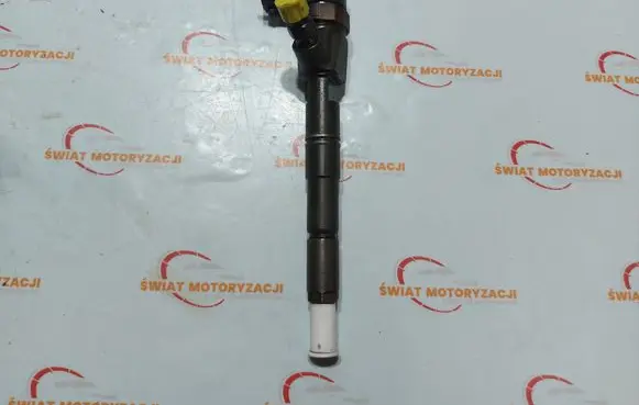 Alfa Romeo Giulia Fuel injector 0445110300