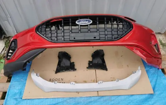 Ford Focus Front bumper NX7B17E888USAJMOON