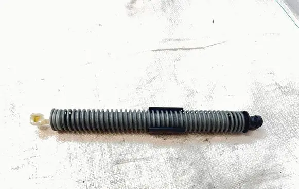 BMW 5 G30 G31 Tailgate/trunk strut/damper 7366403