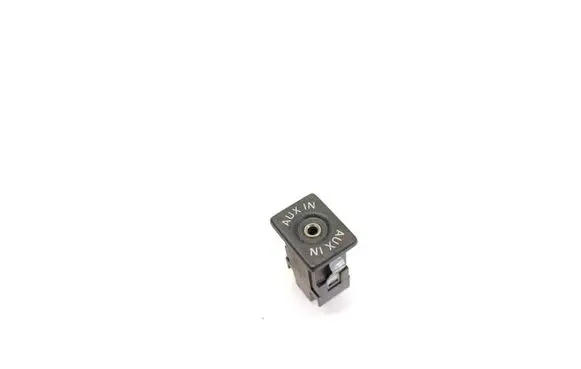 Volkswagen Caddy AUX in-socket connector 5M0035724
